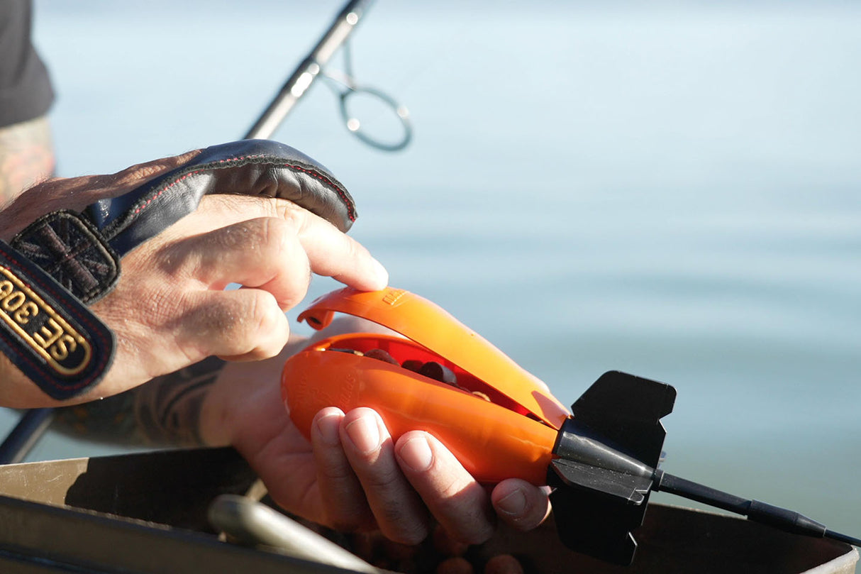 Cohete cebador Spyder Spod Medium Naranja/Negro