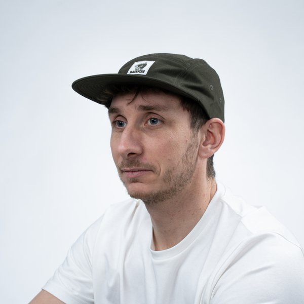 Gorra Nash Make It Happen Badge 5 Panel Verde - Tienda Carpfishing