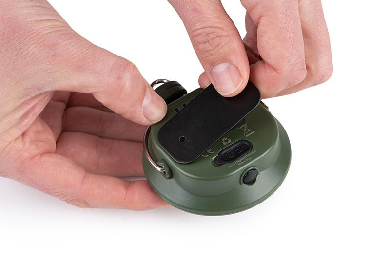 Luz para refugio Fox Halo 200C - Tienda Carpfishing