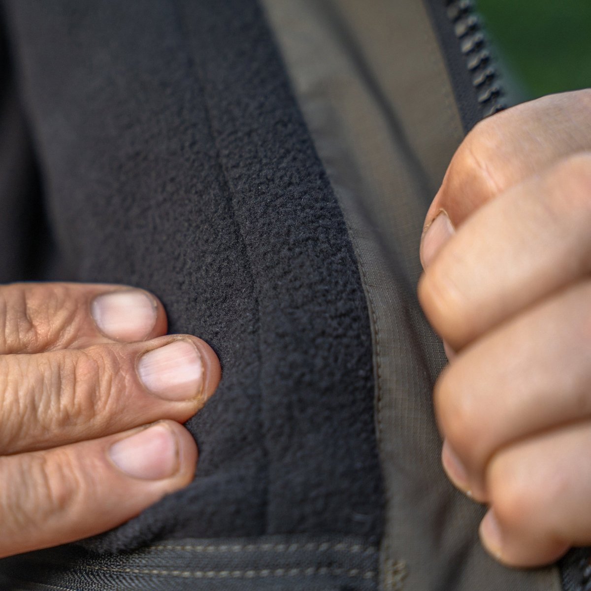 Traje térmico Avid Carp Arctic - Series 2 piezas Impermeable - Tienda Carpfishing