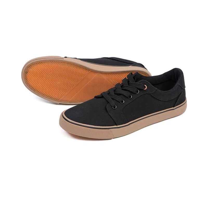 Zapatillas Fox Canvas Black - Tienda Carpfishing