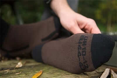 calcetines korda merino marron 3