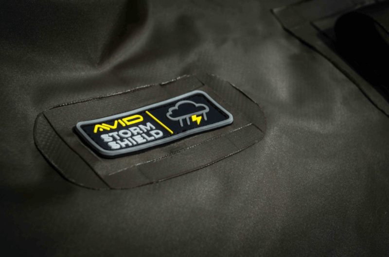 Funda Bedchair Avid Carp Storm Shield 1