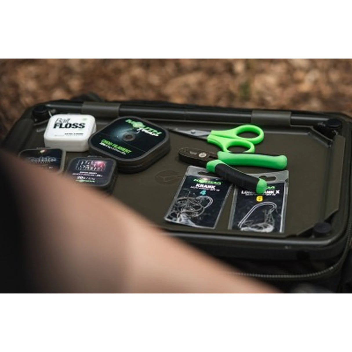 Macuto Korda Compac Framed Carryall Large Dark Kamo