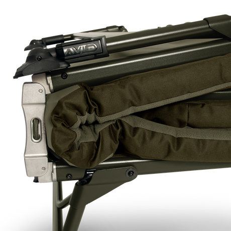 Bed Chair Avid Carp Benchmark Ultra X 8 patas - Tienda Carpfishing