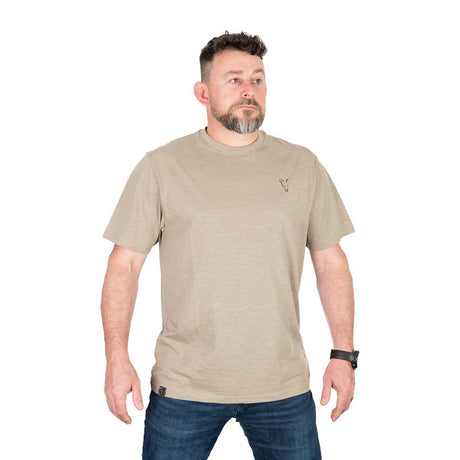 Camiseta Fox LW Print T Caqui - Tienda Carpfishing