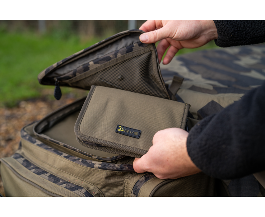 Cartera para licencia Avid Carp RVS