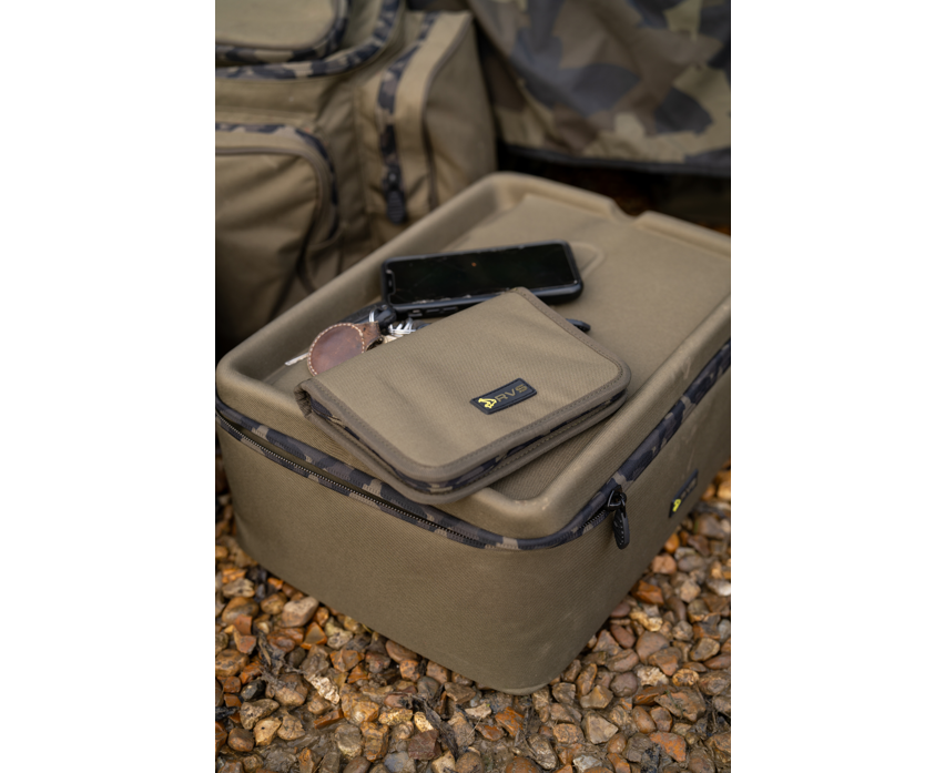 Cartera para licencia Avid Carp RVS
