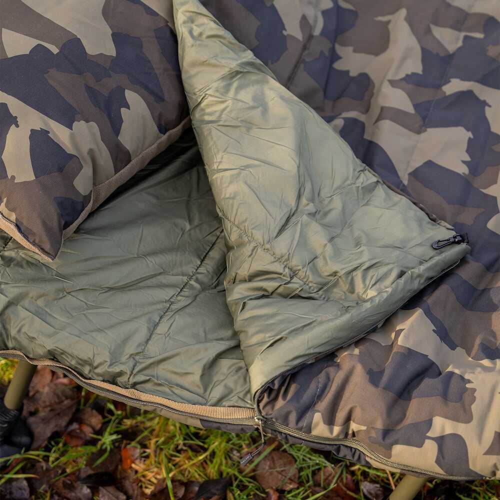Saco de dormir Avid Carp Revolve XL - Tienda Carpfishing