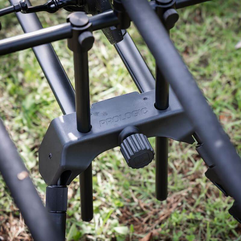 Trípode Prologic Element Q/R Quad Sky 4 cañas - Tienda Carpfishing