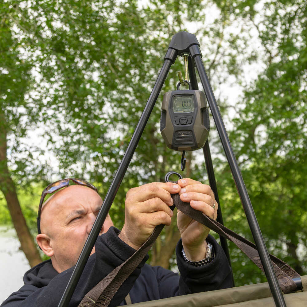 Trípode para pesaje Avid Carp Pro-Tect Deluxe