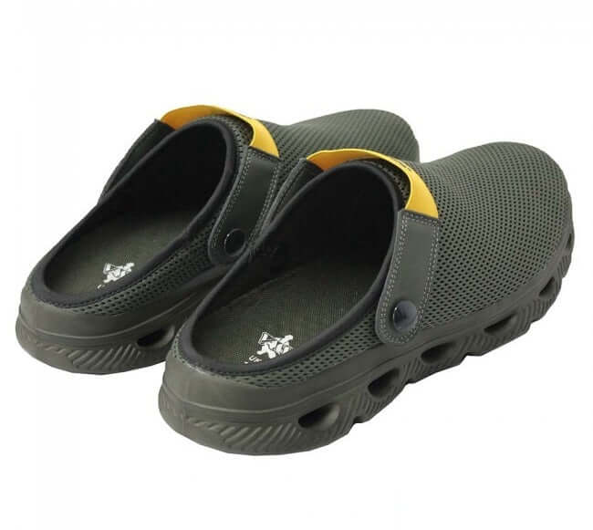 Zapatillas Vass Easy-Bac Ed2 caqui, ligeras y cómodas para pesca, con suela antideslizante y malla transpirable.