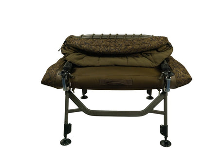 Bed Chair con saco de dormir Solar SP C-Tech Memory Foam 8 patas Wide - Tienda Carpfishing