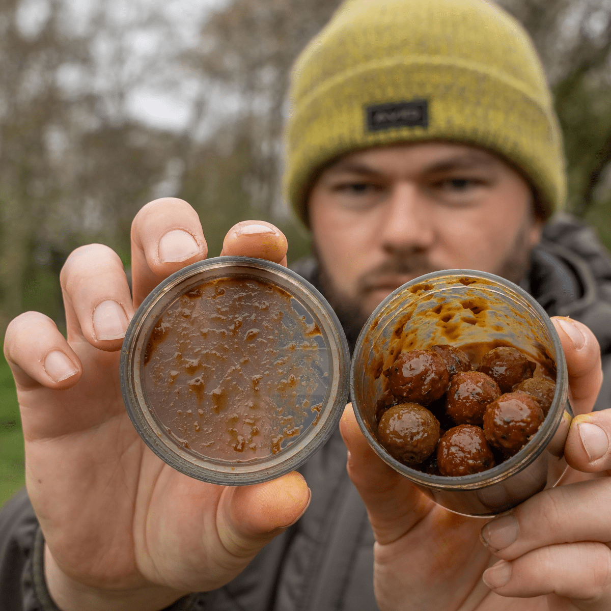 Bote para Cebos Avid Carp Grande - Tienda Carpfishing