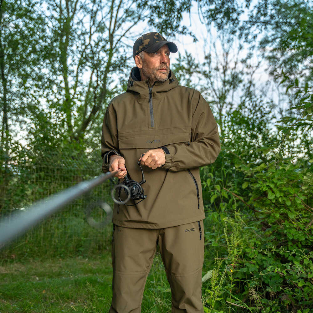 CARPジャンバー Chaqueta Avid Carp Hydro-Force 20k - Tienda Carpfishing