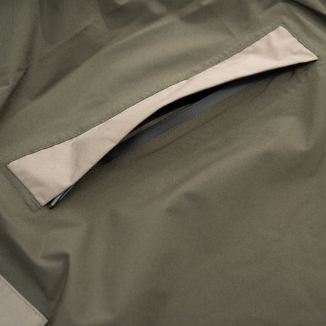 Cortavientos Impermeable Nash ZT Lite Dry Pack - Tienda Carpfishing