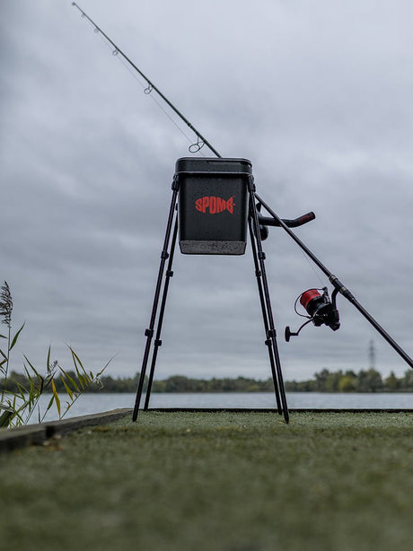 Cubo Spomb Camo 18 litros - Tienda Carpfishing