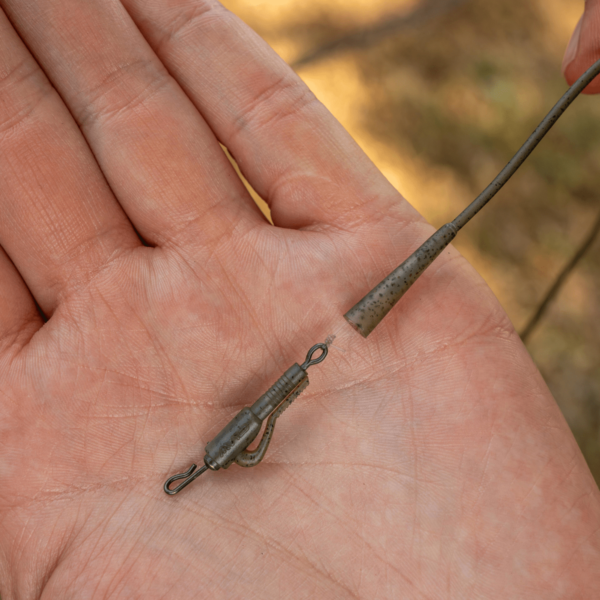 Kit Lead Clip Tubing Avid Carp Outline - Tienda Carpfishing