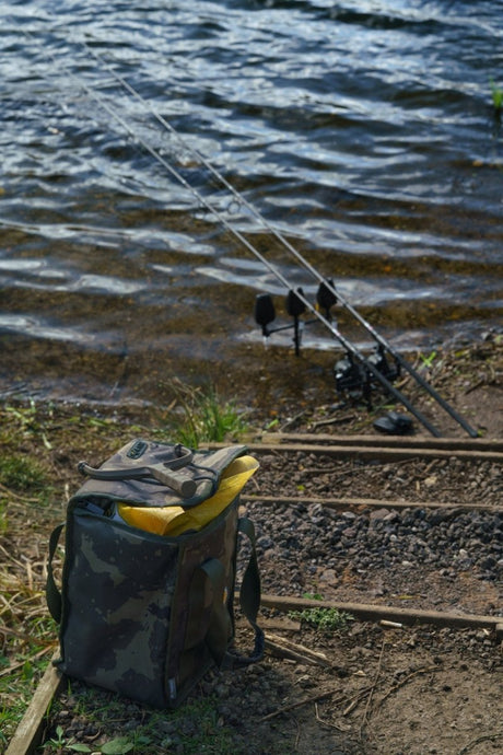 Macuto nevera Solar Worldwide 16L - Tienda Carpfishing