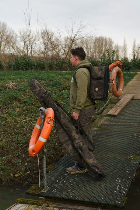Mochila Solar Worldwide RuckBag 30L - Tienda Carpfishing