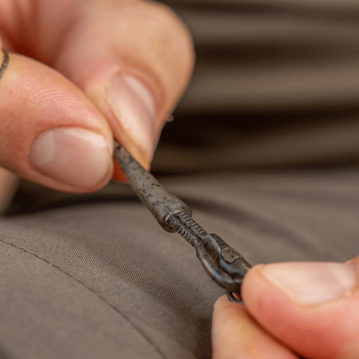 Tail Rubber Avid Carp Outline FleckTone - Tienda Carpfishing