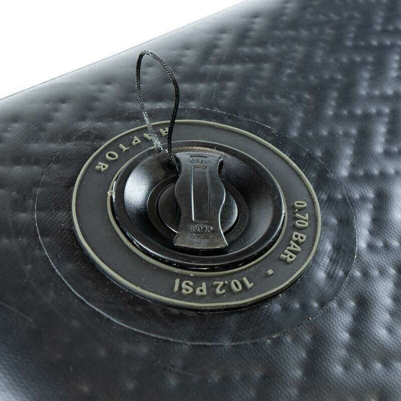 Barca Raptor 230 X - Wide Dark Camo con suelo de aluminio - Tienda Carpfishing