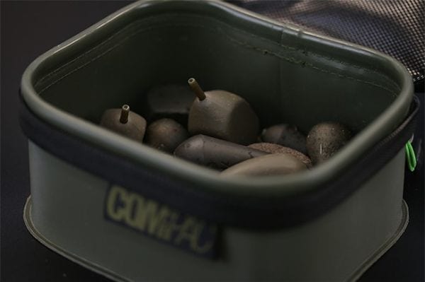 Bolso para accesorios Korda Compac 125 M - Tienda Carpfishing
