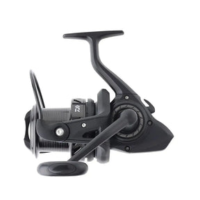 Oferta 2 Carretes Daiwa Black Widow C 5000A - Tienda Carpfishing