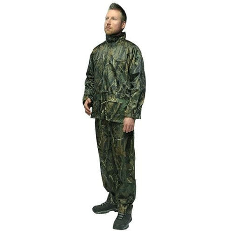 Set impermeable camuflaje NGT - Tienda Carpfishing